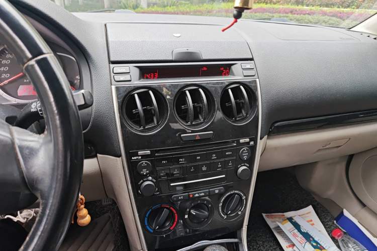 Used Mazda 6 2011 2.0L Automatic Luxury Version
