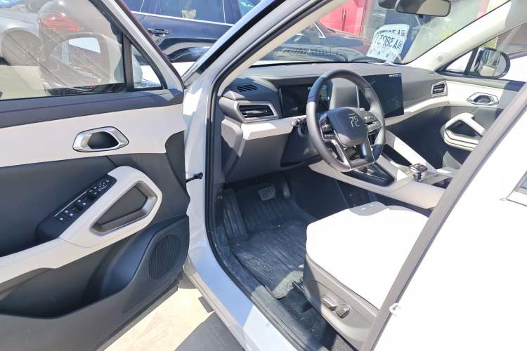 Used BYD Yuan UP 2024 401KM Leading Edition Driver Seat