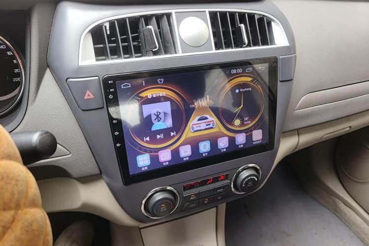 Used Dongfeng Aeolus A60 2014 1.6L Automatic Luxury Model Audio And AC Panel