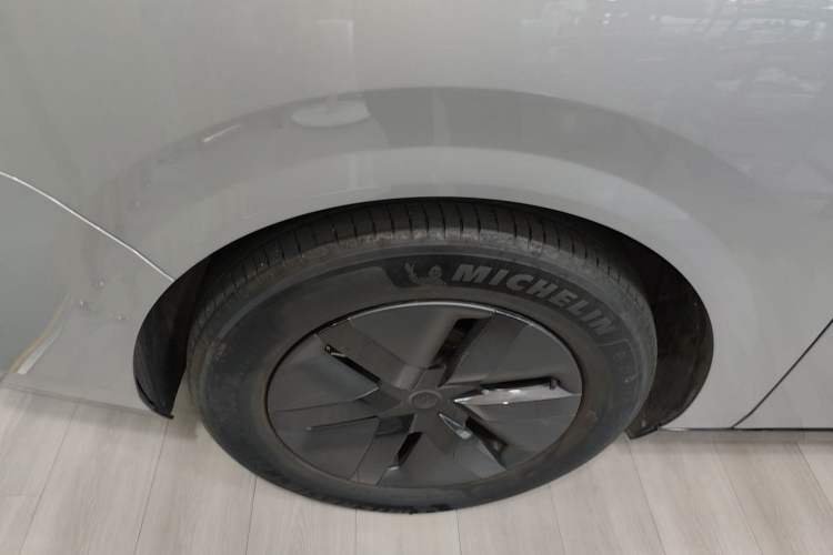 Used Li Auto MEGA 2024 Ultra Model