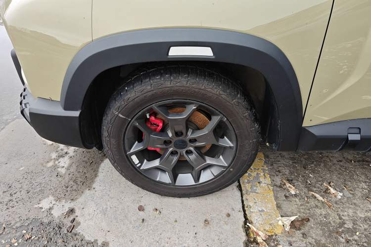 Used Geely Auto Cowboy 2025 1.5TD Fun-Offroad Version Left Front Wheel Hub