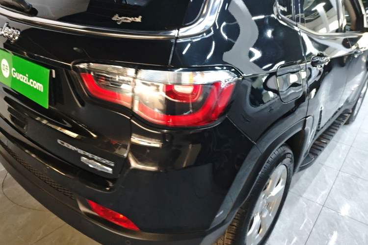 Used Jeep Compass 2017 200T Automatic Family Edition