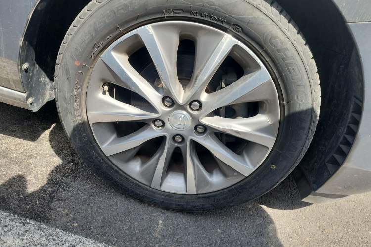 Used Buick GL6 2019 18T 6-Seater Connected Luxury Version China VI Standard
