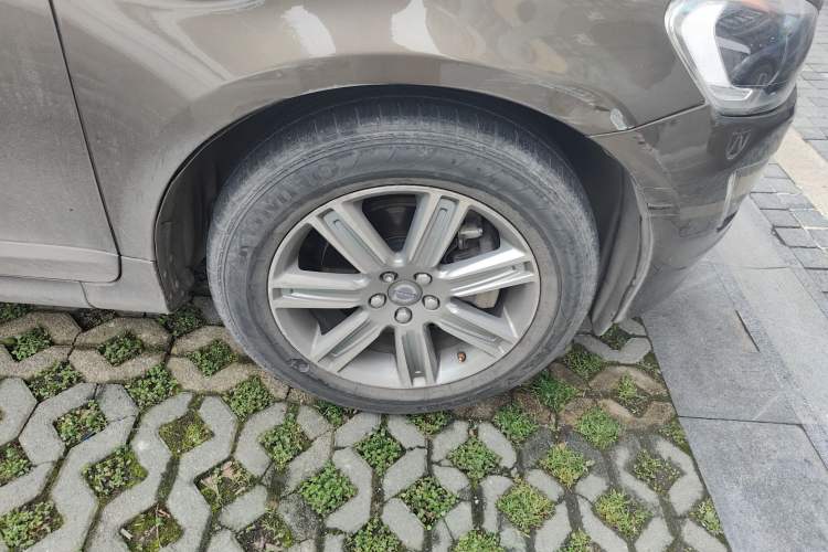 Used Volvo XC60 2017 T5 AWD Smart Upgrade Model