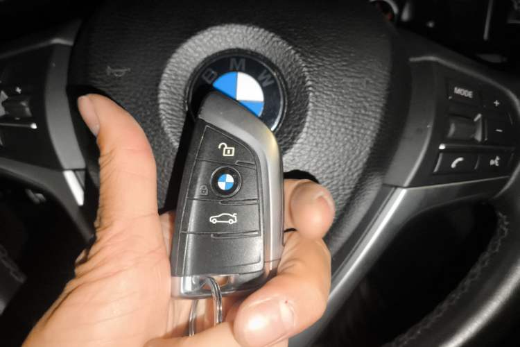 Used BMW X5 2014 xDrive35i Elegant Edition Vehicle Key