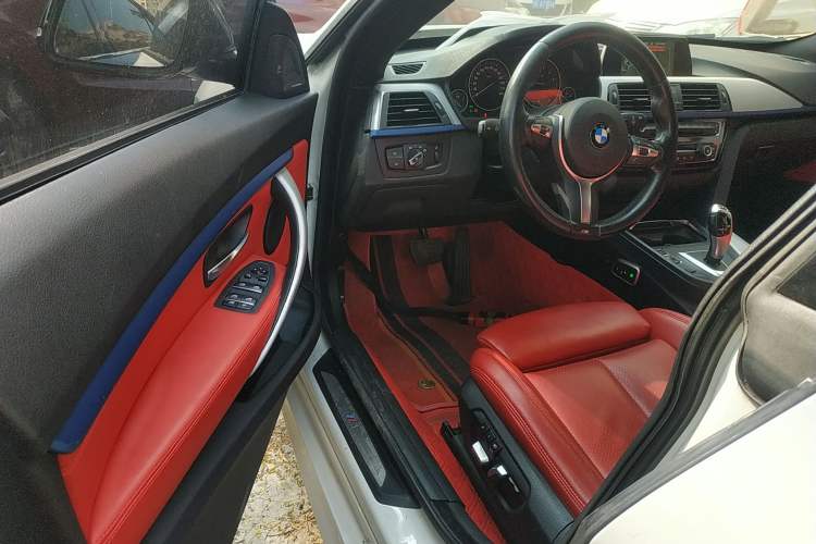 Used BMW 3 Series GT 2017 320i M Sport
