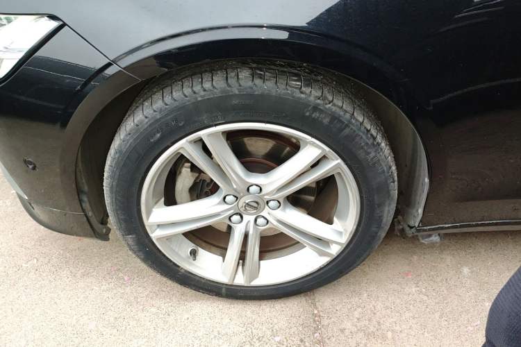 Used Volvo S90 2018 T4 Zhiyuan Edition
