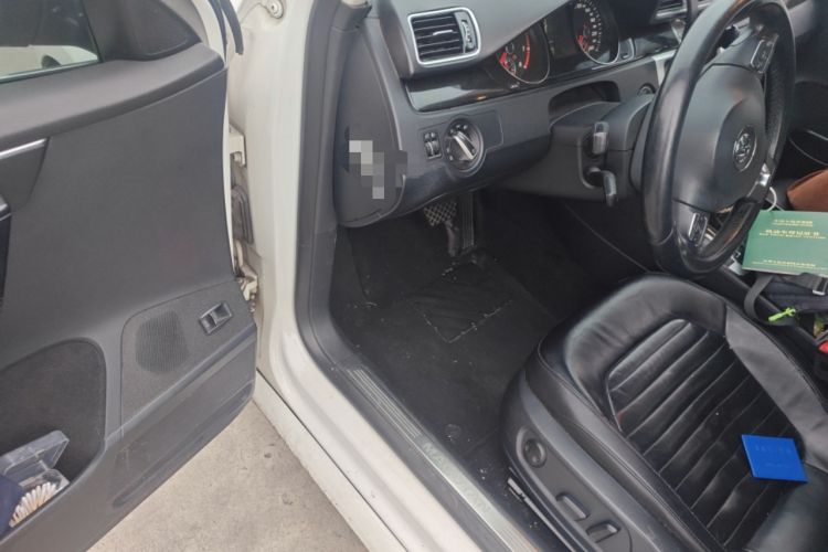 Used Volkswagen Magotan 2012 Revised 1.8TSI Luxury Version Driver Seat