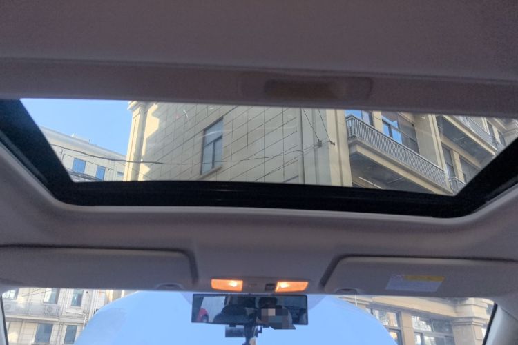 Used Mitsubishi Outlander 2014 2.4L 4x4 Deluxe Value Edition 7 Seats