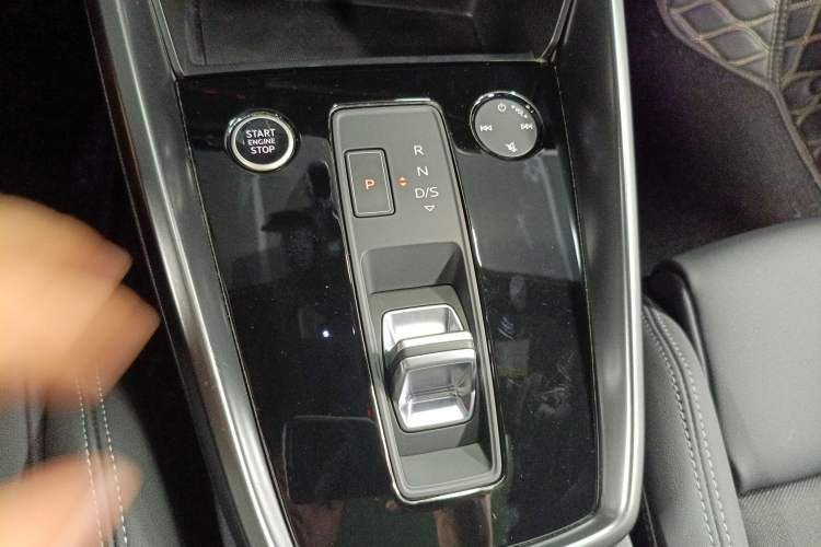 Used Audi A3 2021 Sportback 35 TFSI Fashionable Sports Model Gear Lever