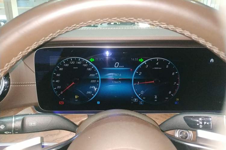 Used Mercedes-Benz E-Class 2022 Updated E 300 L Luxury Edition
