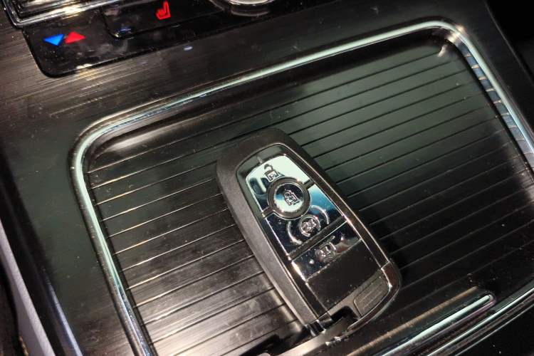 Used Lincoln Nautilus 2021 2.0T Four-Wheel Drive Luxury Edition Vehicle Key