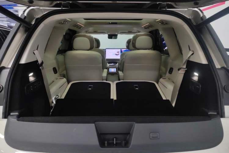 Used Lynk & Co 900 2025 1.5T Ultra