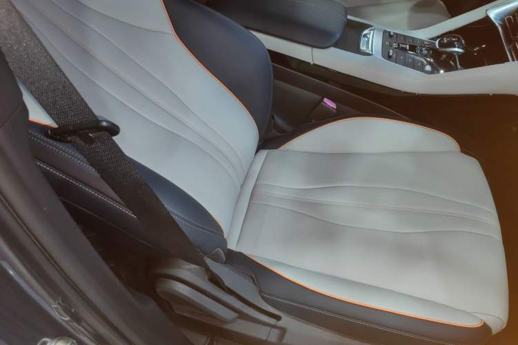 Used BYD Song PLUS New Energy 2021 DM-i 110KM Flagship Model Right Front Seat