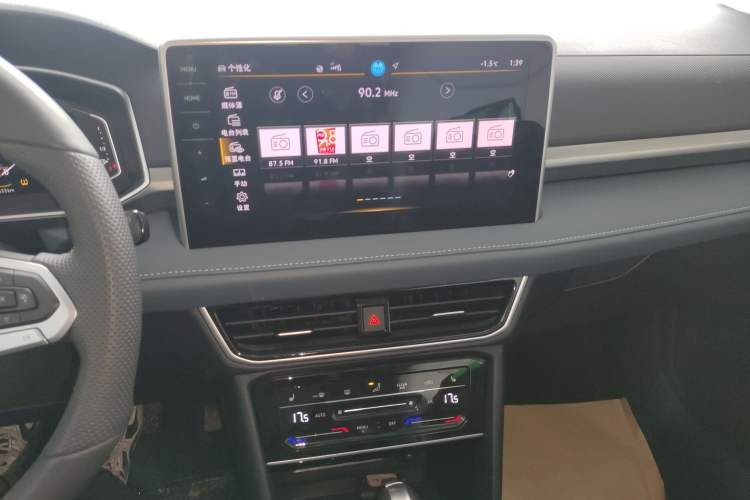 Used Volkswagen Tharu 2024 300TSI Two-Wheel-Drive Moon Luxury Edition