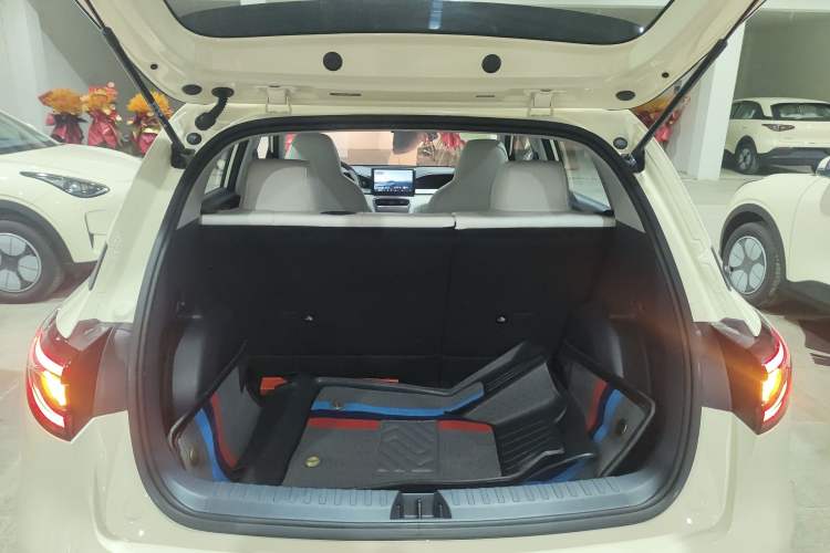 Used Geely Galaxy Geome 2025 310km Youth Edition