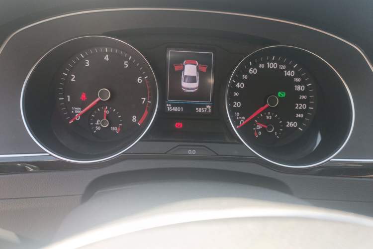 Used Volkswagen Magotan 2017 330TSI DSG Luxury Model
