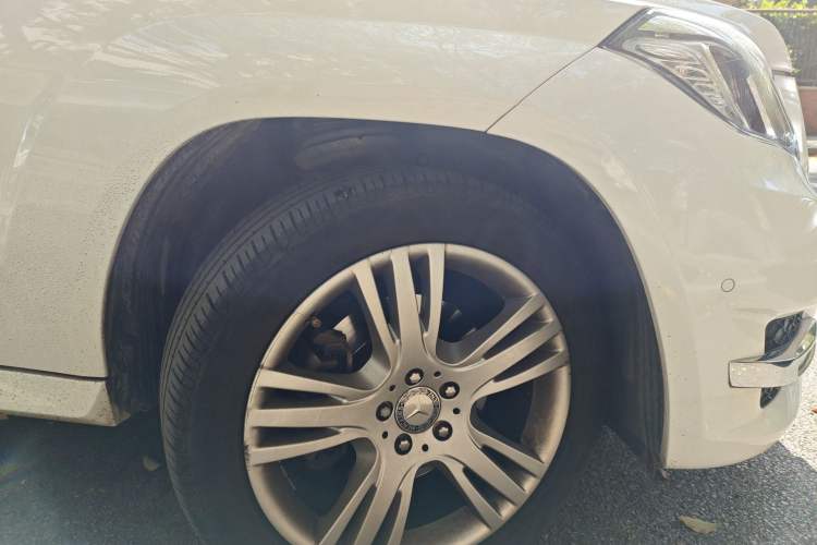 Used Mercedes-Benz GLK-Class 2014 GLK 260 4MATIC Dynamic Model Right Front Wheel Hub