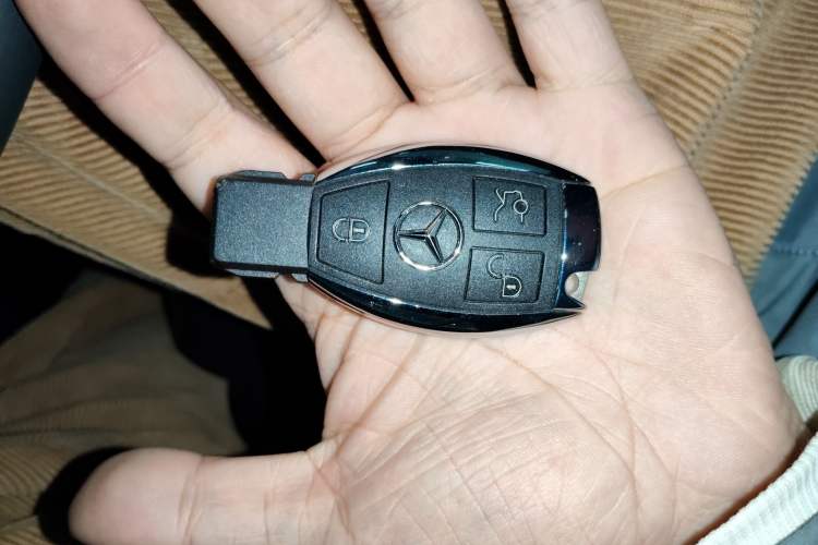 Used Mercedes-Benz GLC Coupe 2019 GLC 260 4MATIC Coupe SUV
