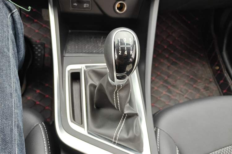 Used Geely Auto Vision X3 2020 1.5L Manual Happiness Edition