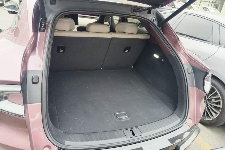 Used Xiaomi Auto YU7 2025 Ultra-Long Range High-Performance All-Wheel-Drive Max Edition