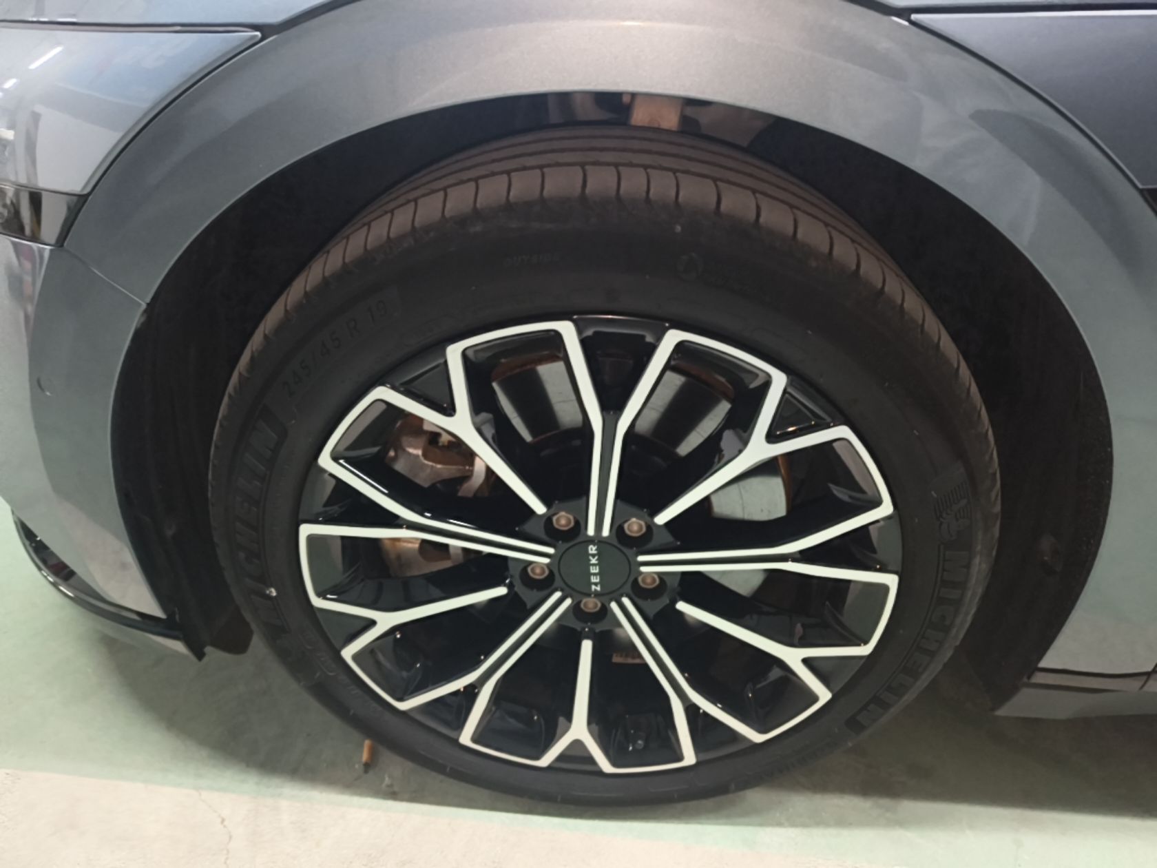 Zeekr 007 2024 Four-Wheel Drive Version 100 kWh — снимка 10