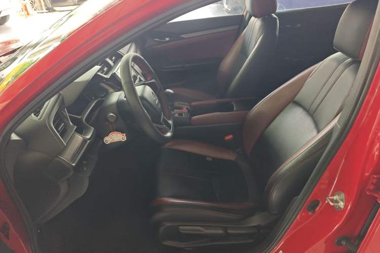 Used Honda Civic 2021 HATCHBACK 220TURBO CVT New Trendsetter