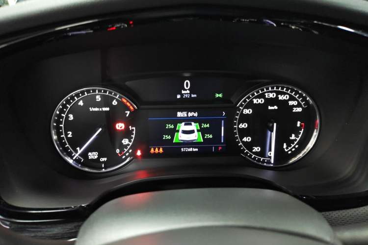 Used Cadillac XT5 2022 2.0T Two-Wheel Drive Luxury Version Instrument Cluster