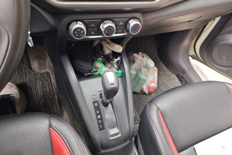 Used Nissan Kicks 2017 1.5L CVT Cool Enjoy Edition