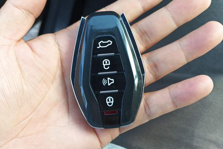 Used JETOUR X70 PRO 2023 1.5T DCT Comfort Edition 5 Seats
