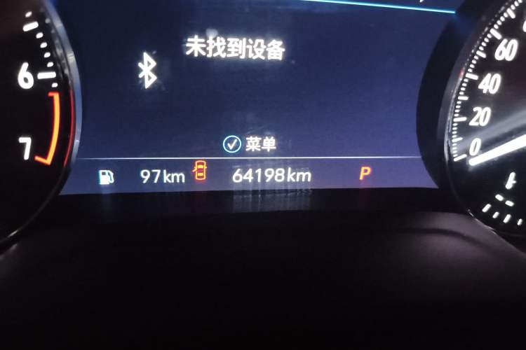 Used Buick Envision 2022 Facelift Encore S 552T Two-Wheel-Drive Luxury Model Odometer Close Up