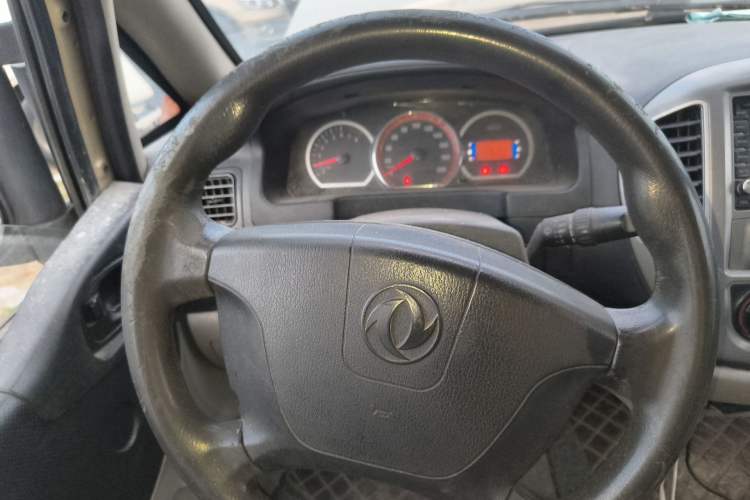 Used FORTHING Lingzhi 2015 M5 Q7 2.0L 7-Seater Long-Wheelbase Luxury Model