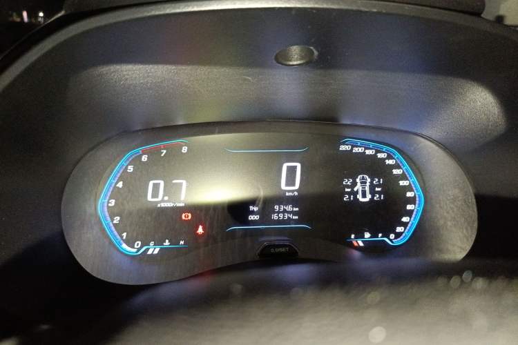 Used Wuling Hongguang S3 2018 1.5T Manual Luxury Model China V Standard
