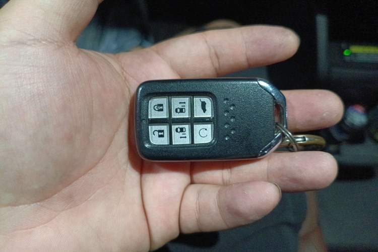 Used Honda Odyssey 2022 2.0L eHEV Sharp Supreme Edition