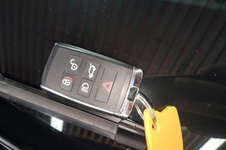 Used Land Rover Range Velar 2024 Dynamic HSE