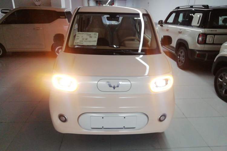 Used Wuling Hongguang MINIEV 2024 3rd Generation 215km Youth Edition
