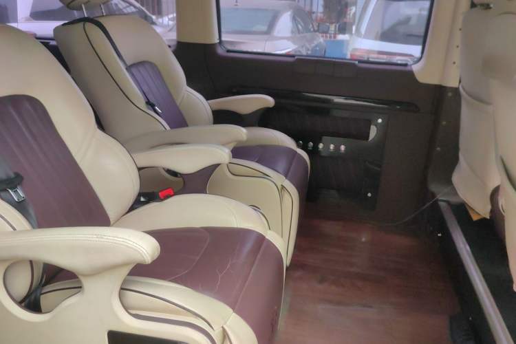 Used Karson Vito 2015 C7 3.0L Commercial Standard Model Interior 4