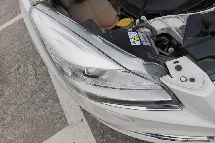 Used Ford Kuga 2015 2.0L GTDi Four-Wheel-Drive Sport Model