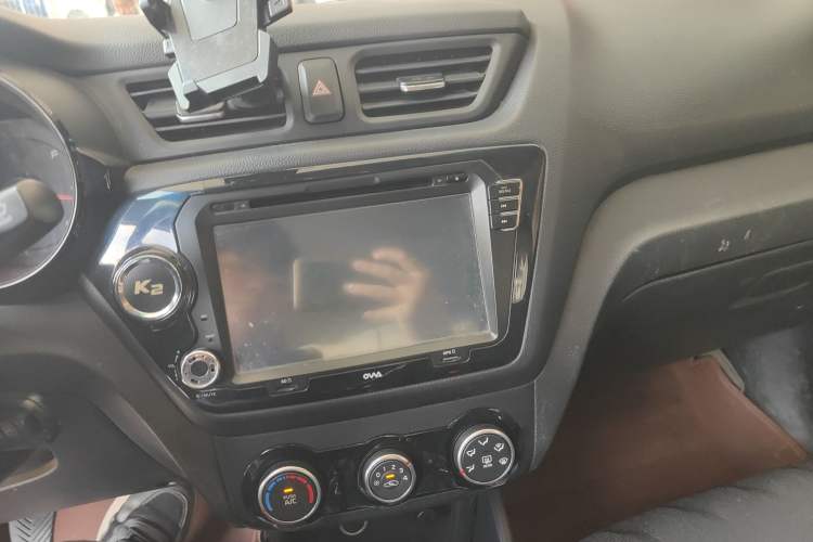 Used Kia K2 2015 Sedan 1.4L MT GLS Audio And AC Panel