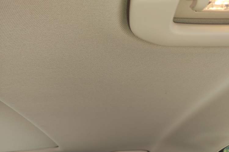 Used Mercedes-Benz C-Class 2015 C 180 L Sport Edition Headliner