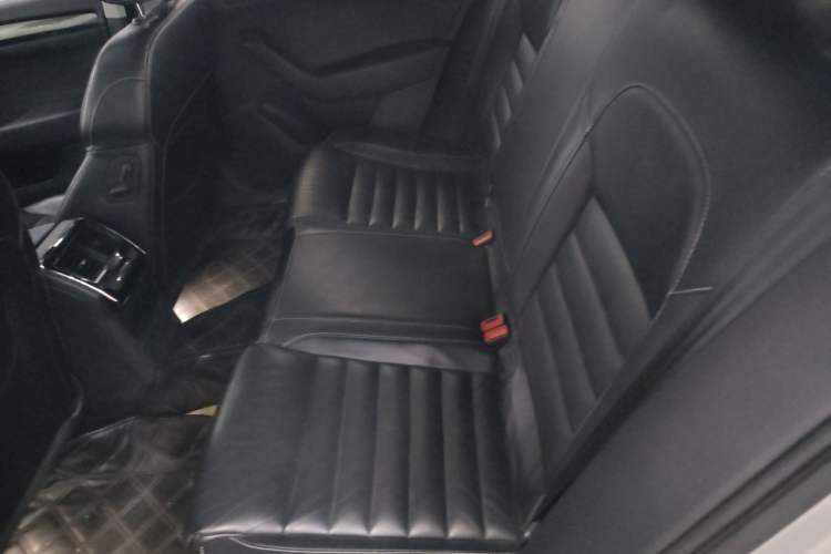 Used Skoda Superb 2016 TSI330 DSG Smart Drive Edition Left Rear Seat