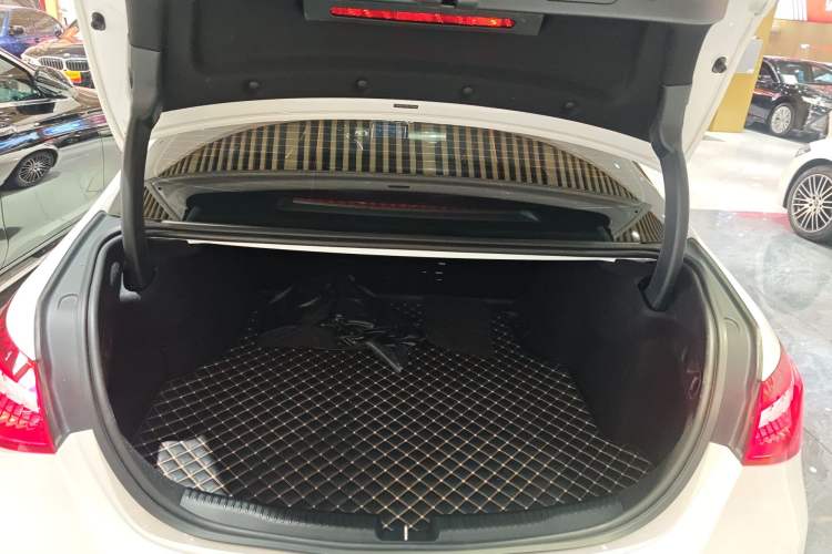 Used Mercedes-Benz C-Class 2024 Restyled C 260 L Sport Edition