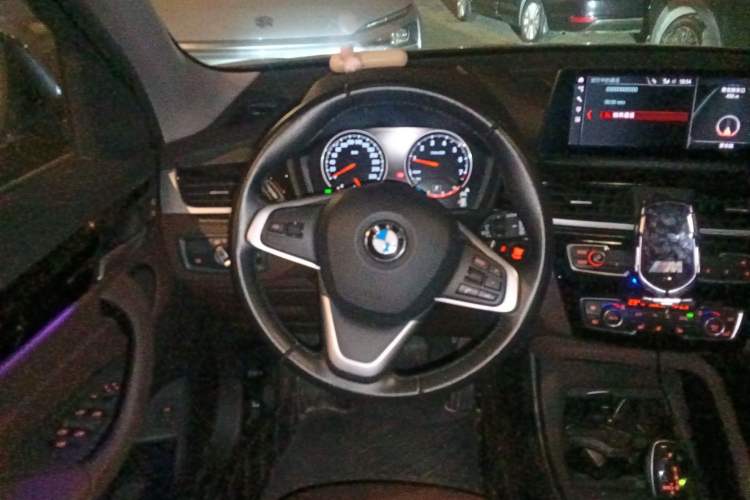Used BMW X1 2020 sDrive25Li Leading Model Steering Wheel