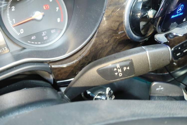 Used Mercedes-Benz V-Class 2018 V 260 L Prestige Extended Version China VI