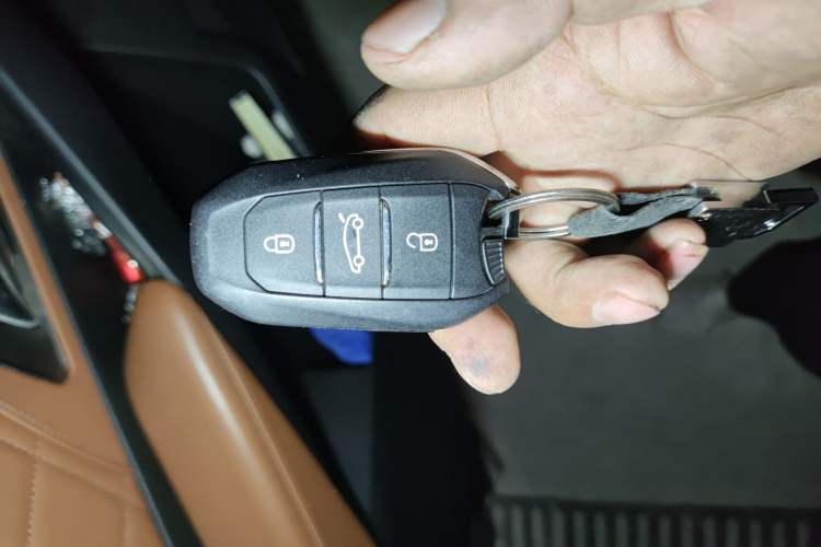 Used DS 7 2018 45THP Rivoli Pioneer Edition
