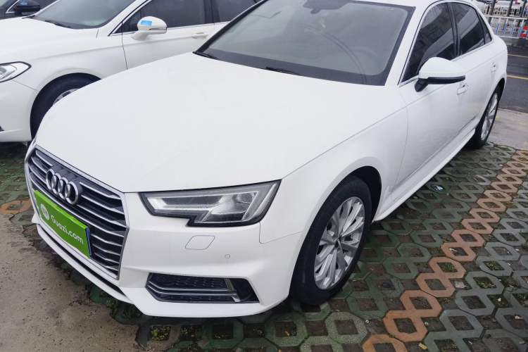 Used Audi A4L 2019 40 TFSI Ambition China VI