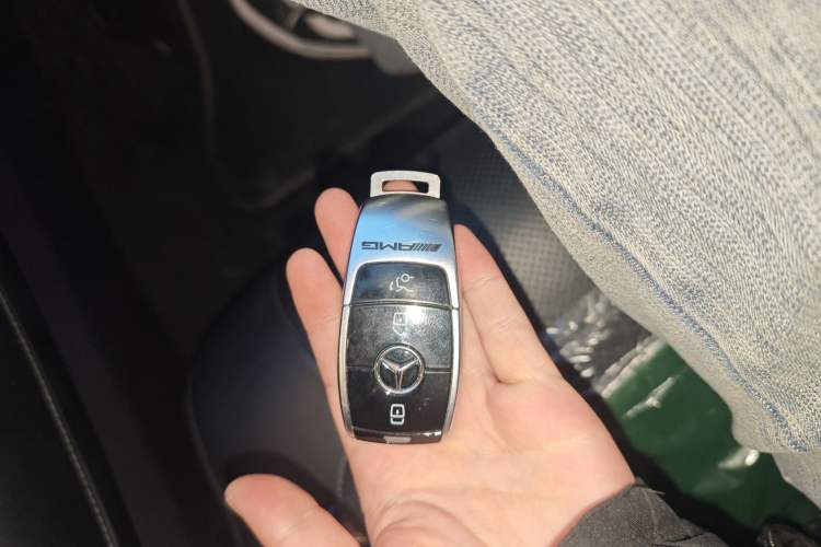 Used Mercedes-Benz S-Class AMG 2018 AMG S 63 L 4MATIC+ Vehicle Key