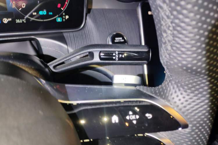 Used Mercedes-Benz C-Class 2022 C 200 L Sport Edition Gear Lever