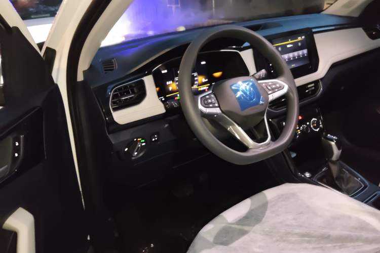 Used Volkswagen Tharu 2026 Model Xinrui 300TSI Ruiyi Edition Driver Seat