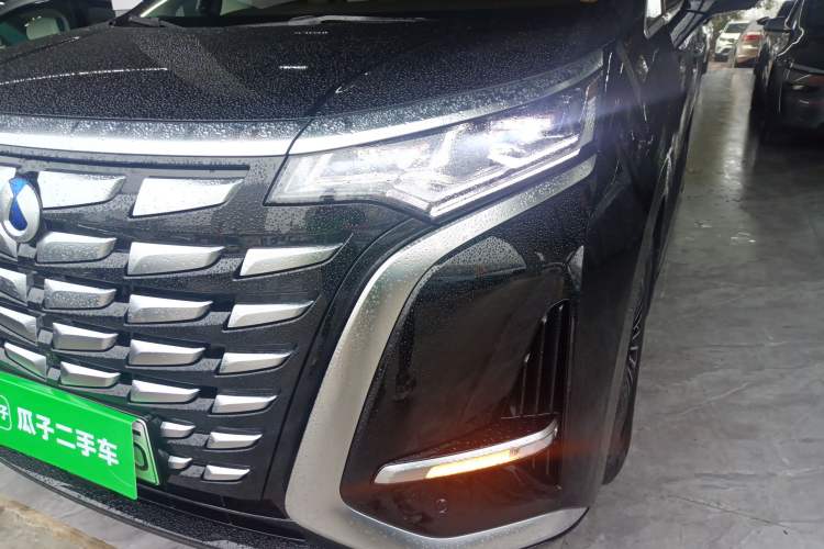 Used Denza D9 2024 DM-i 980 Four-Wheel Drive Prestige Model
